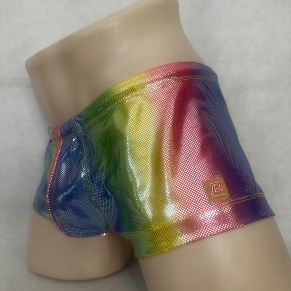 Pistol Pete Metallic Square Cut Swimsuit 34-42" waist Gently worn Nylon/spandex - Picture 2 of 5